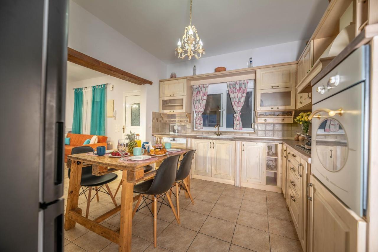 Maison d'hôtes Ktima Argyrou Stegna à Archangelos  Extérieur photo